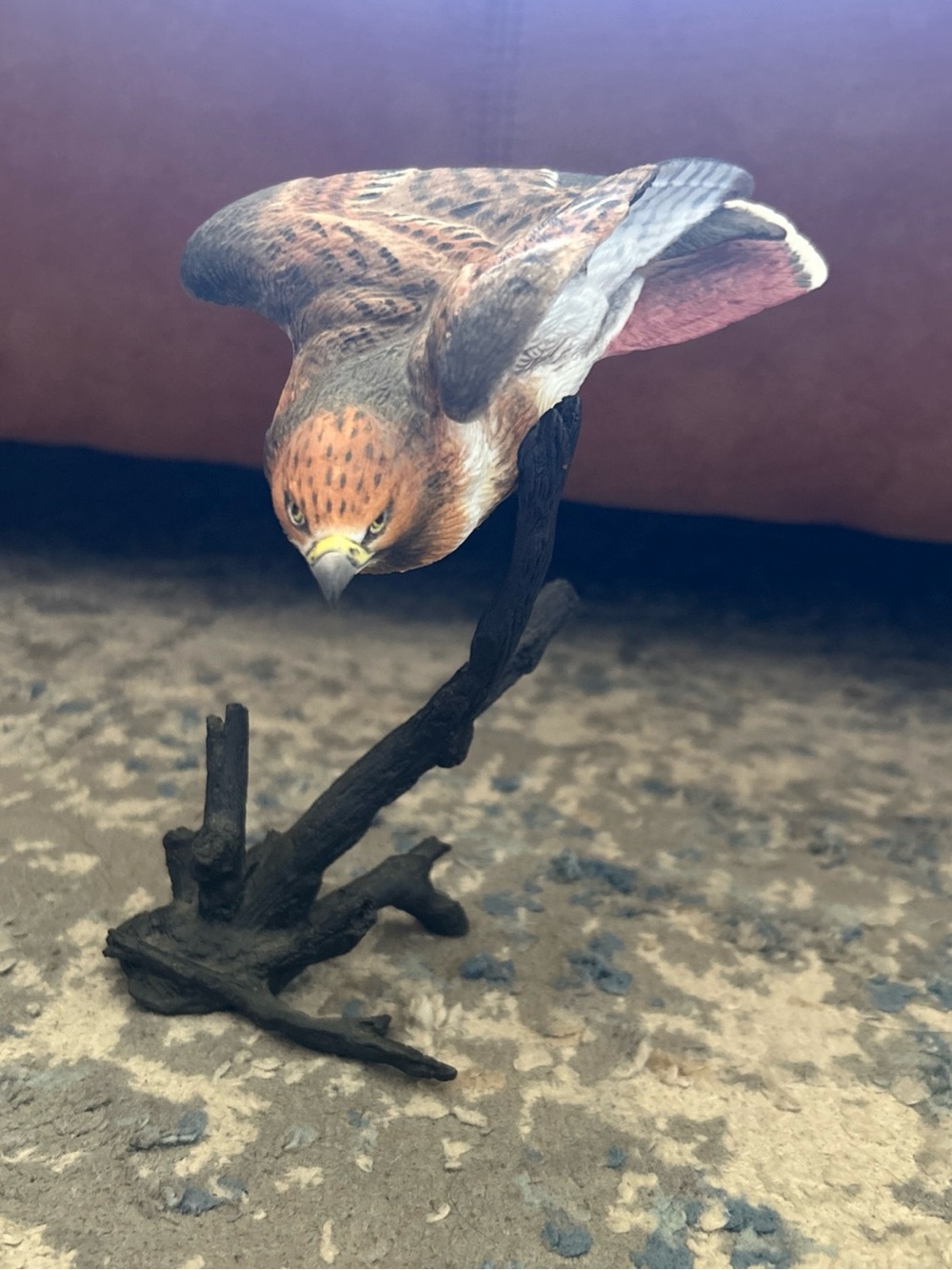 1985 Royal Worcester Red-Tailed Hawk Figurine Birds of Prey Series